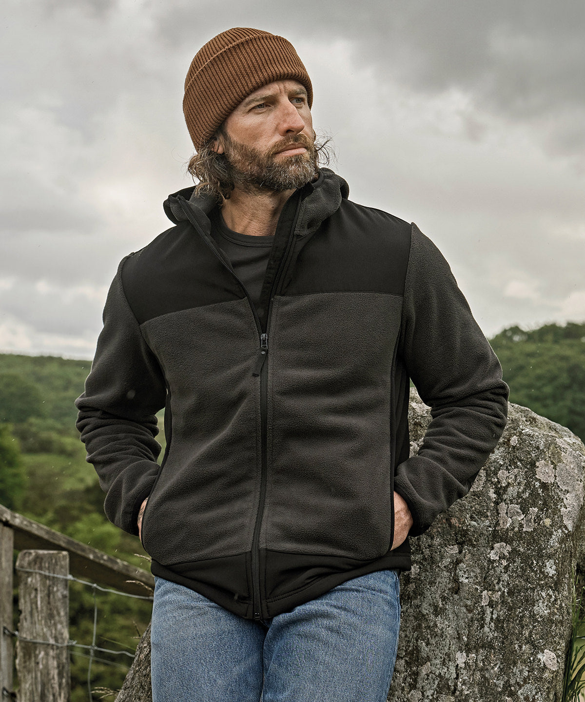 Mountain hooded fleece (9124)