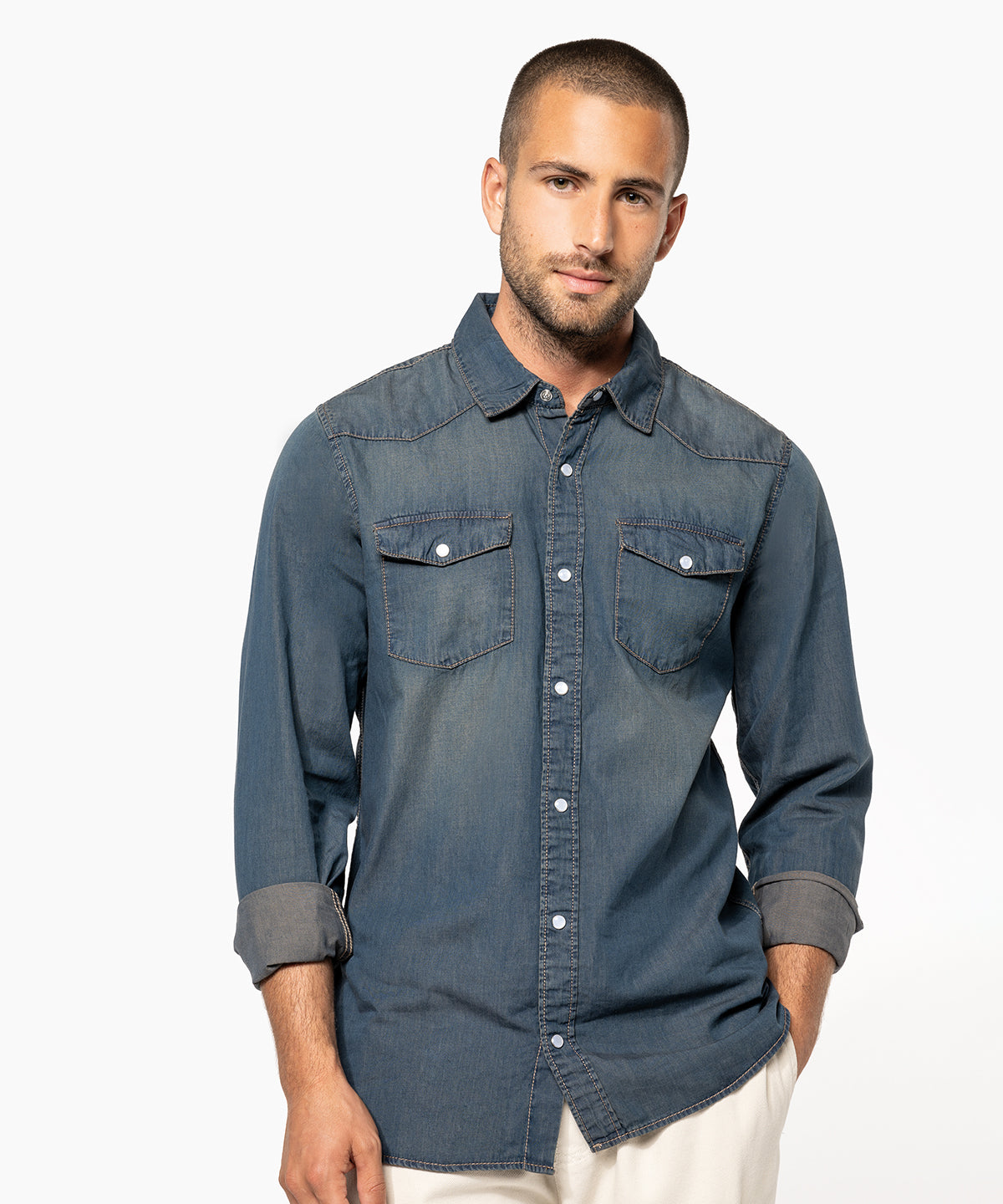 Men's long-sleeved denim shirt